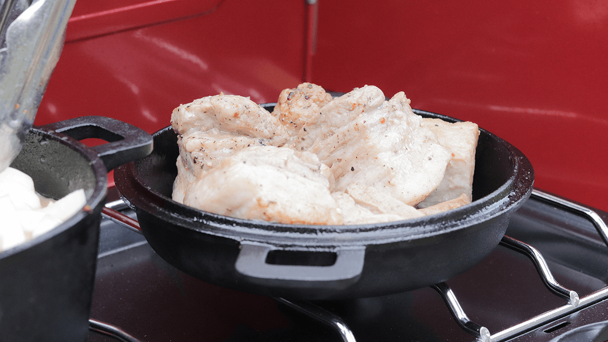 豚肉のビール煮＆コンソメ野菜スープ