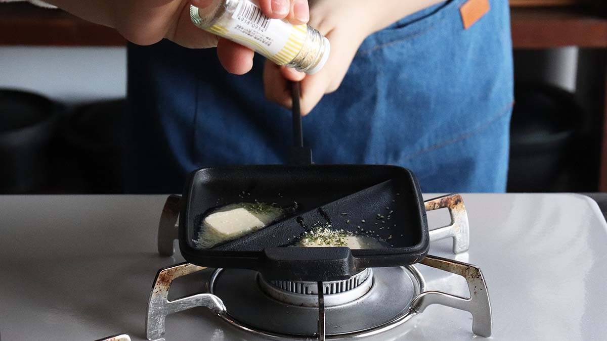 パン耳簡単アレンジレシピ　ガーリックラスク