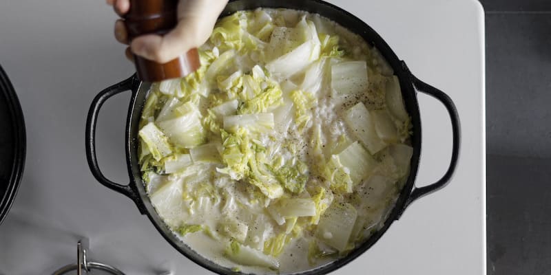 手羽先と白菜と押麦のクリーム煮 レシピ