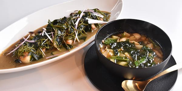牡蠣の海鮮蒸し味噌風味＆カブとキノコのスープ