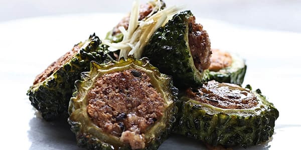 ゴーヤーの精進肉詰め風