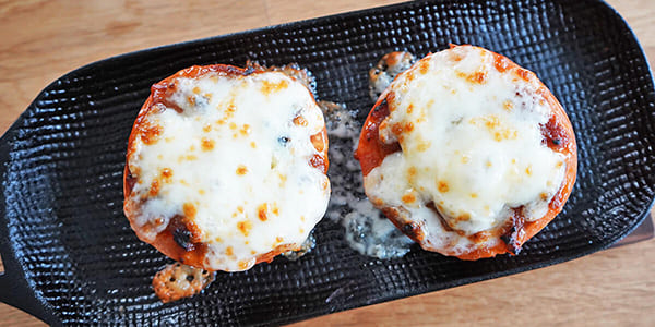 トマトの味噌チーズ焼き