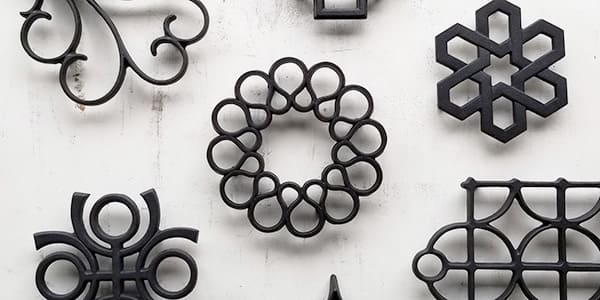 瓶敷　鉄のトリベット　敷物