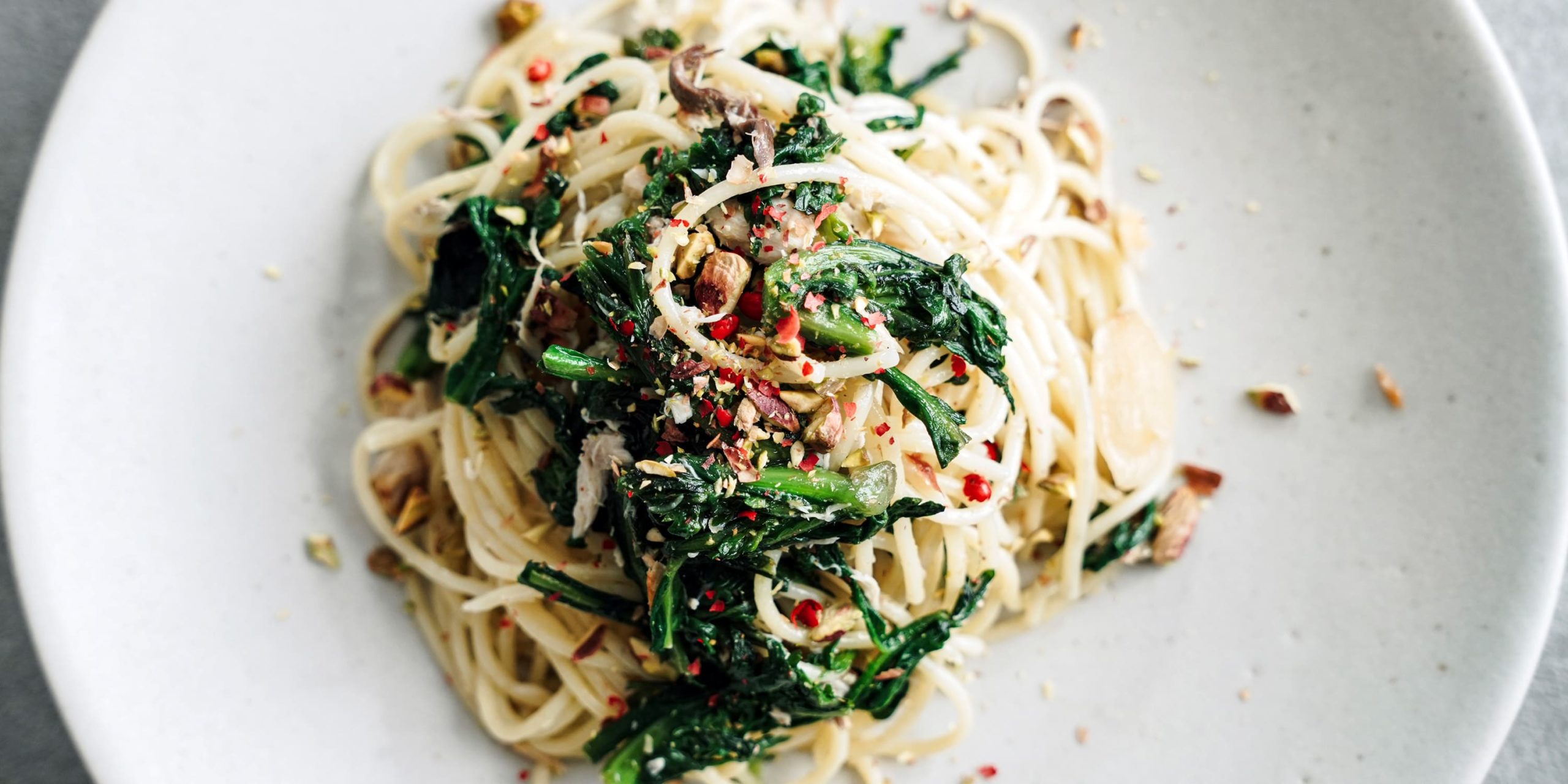 塩鯖と春菊のパスタ