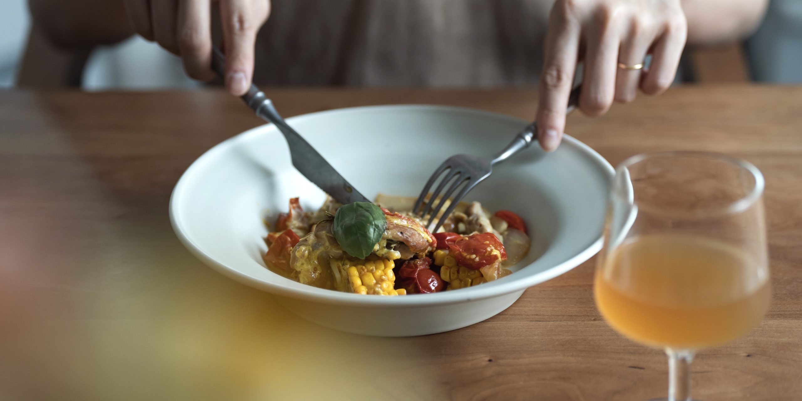 鶏肉と野菜の白ワイン蒸し　レシピ