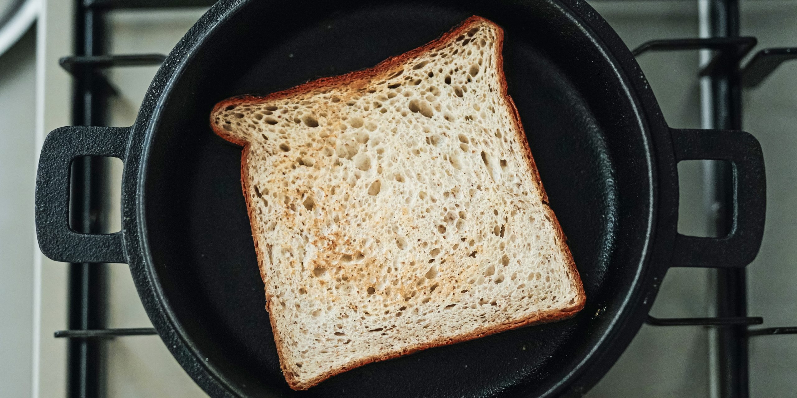 焼きりんごとベーコンのサンドイッチ　レシピ